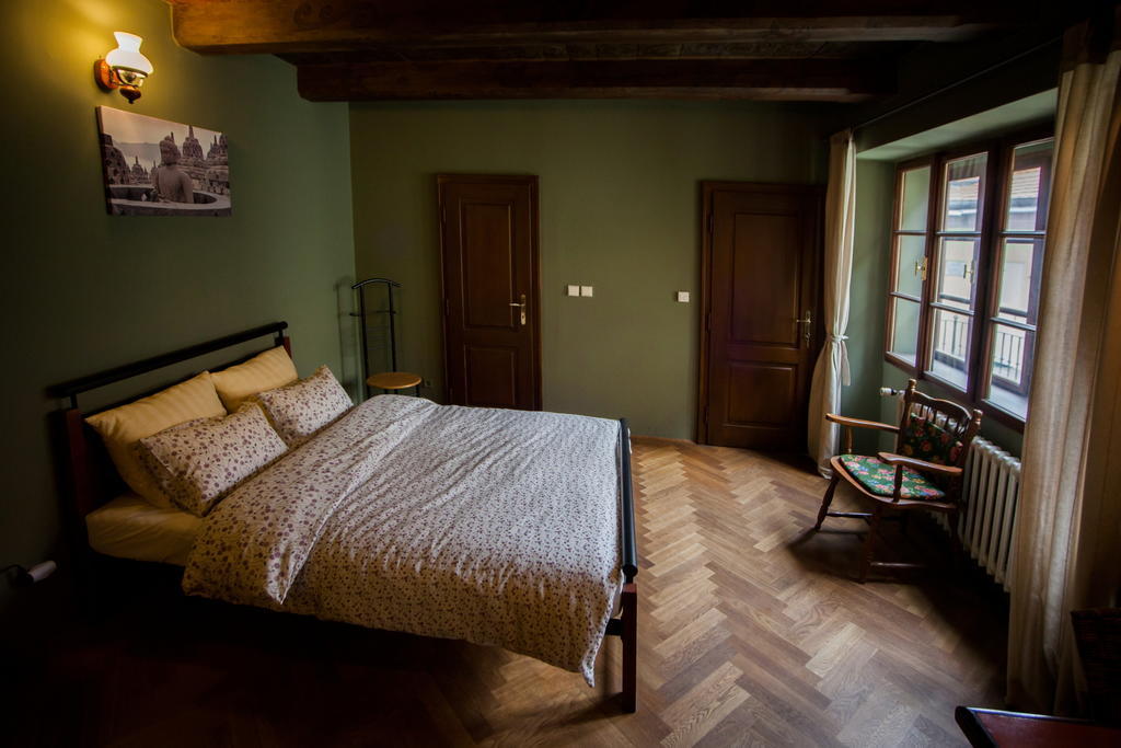 Nerudova By Interhome Apartament Praga